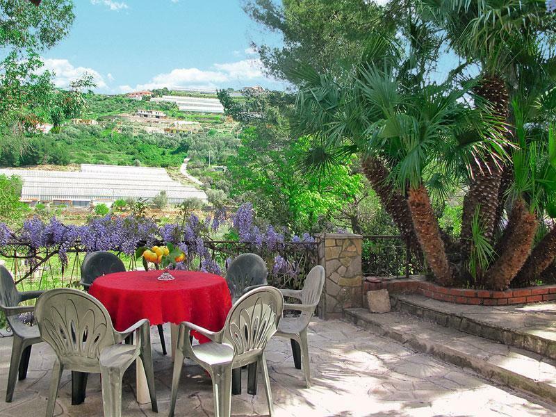 Agriturismo Le Mimose Imperia Exterior foto